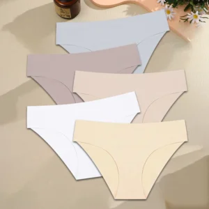 Pale blue, taupe, beige, white, yellow / أزرق فاتح وبني رمادي وبيج وأبيض وأصفر