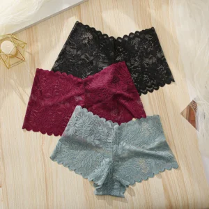Black, burgundy, sage / أسود وعنابي ومريمي