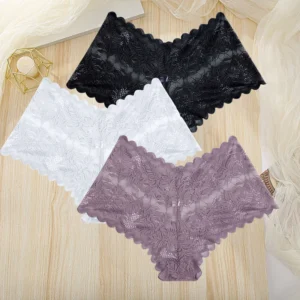 Black, white, mauve / أسود وأبيض وموف