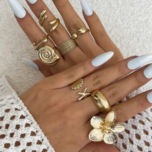 Eight-ring Set