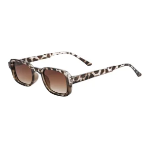 Grey tortoiseshell frame, brown lenses / إطار رمادي بنقشة السلحفاة وعدسات بنية