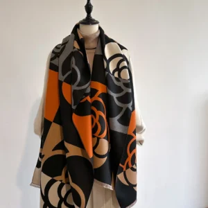 Bold Floral Fringed Shawl — 185 × 65 cm