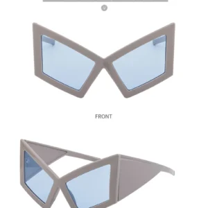 Grey frame, light blue lenses / إطار رمادي وعدسات زرقاء فاتحة