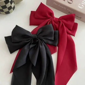 Burgundy + black — 2 pieces / عنابي وأسود — قطعتان