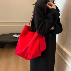Soft Bucket-Shape Shoulder Tote