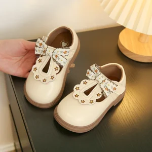 Girls' Shoes