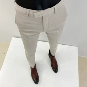 02 Beige
