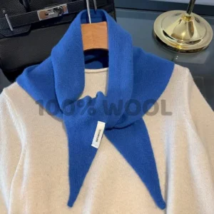 Women's Wool Scarf