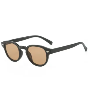 Retro Round Sunglasses with Rivet Details
