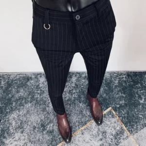 01 Black