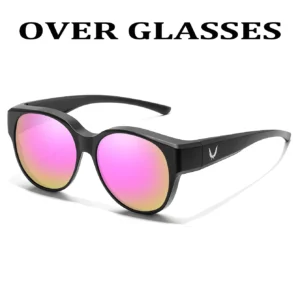 Black frame, pink mirror lenses / إطار أسود وعدسات وردية عاكسة