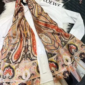 Beige Paisley