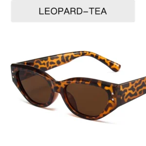 Tortoiseshell frame, brown lenses / إطار بني مرقط وعدسات بنية