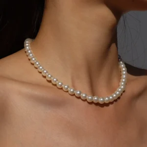 Imitation Pearl Necklace in Classic and Mixed-Chain Styles