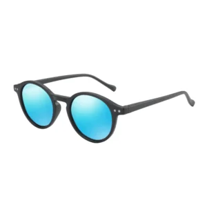 Black frame, blue mirror lenses / إطار أسود وعدسات زرقاء عاكسة
