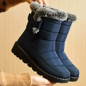 Plush-Lined Ankle Boots with Side Fastening Straps